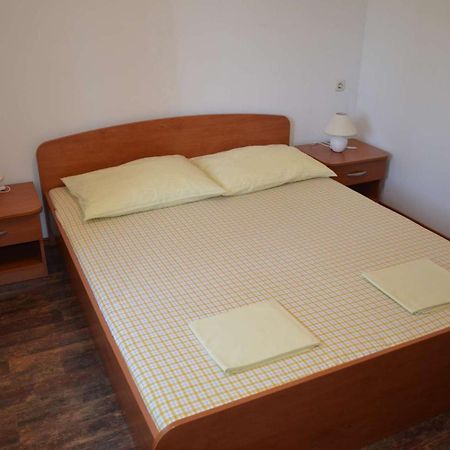 Apartments Krusvina Lun  Quarto foto